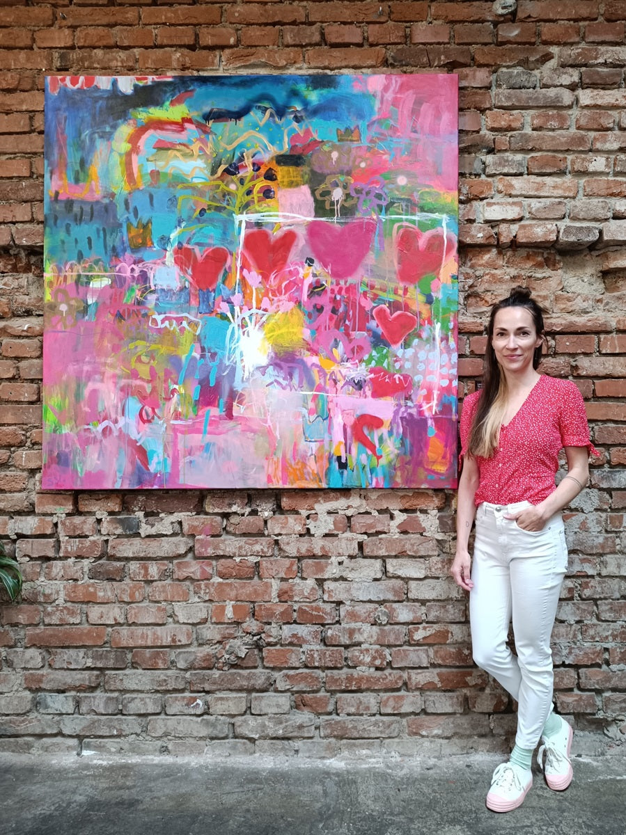 Inner Melody exhibition at Vnitroblock gallery Prague featuring abstract paintings and hand-tufted wool tapestries by Simona Vojteskova with meadow-inspired floral compositions